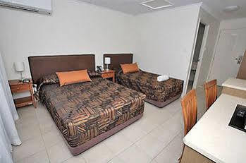 Swag Motel Middlemount Екстериор снимка